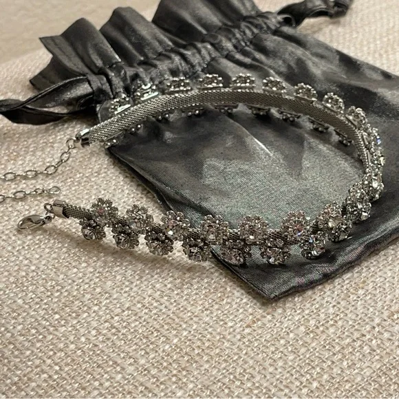 Stainless Steel Necklace Crystal Flower Choker - Picture 3 of 7